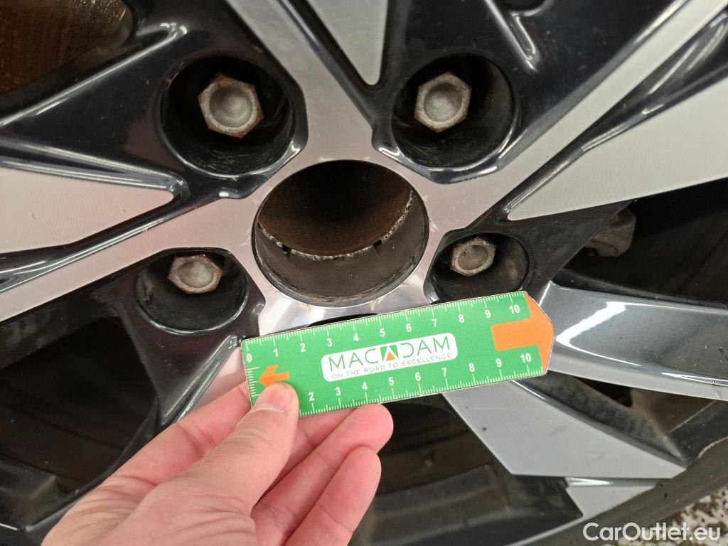  Peugeot  308  Allure 1.2 PureTech 130CV BVA8 E6d #24