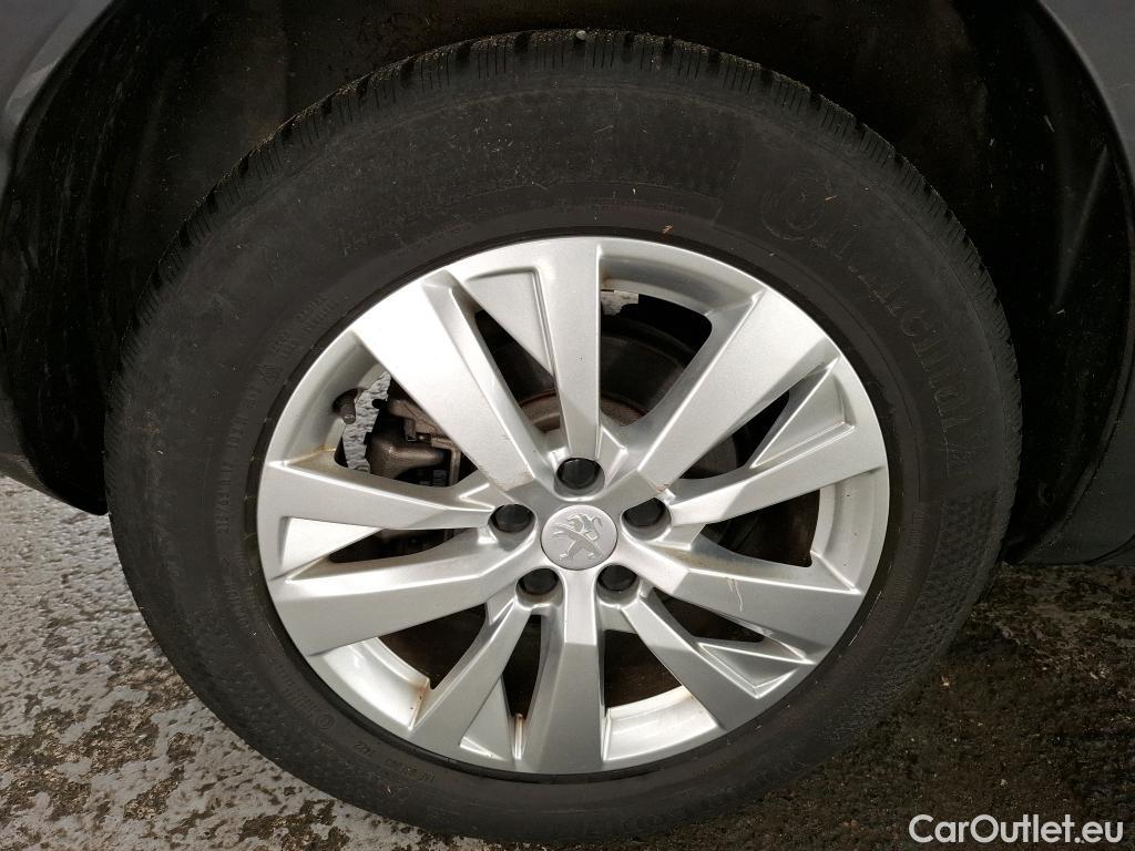  Peugeot  3008  II Active Pack 1.2 PureTech 130CV BVA8 E6d #2