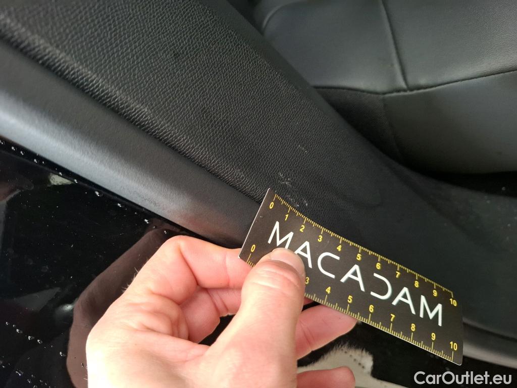  Peugeot  3008 PEUGEOT  / 2020 / 5P / SUV PureTech 130 S&S EAT8 GT #67