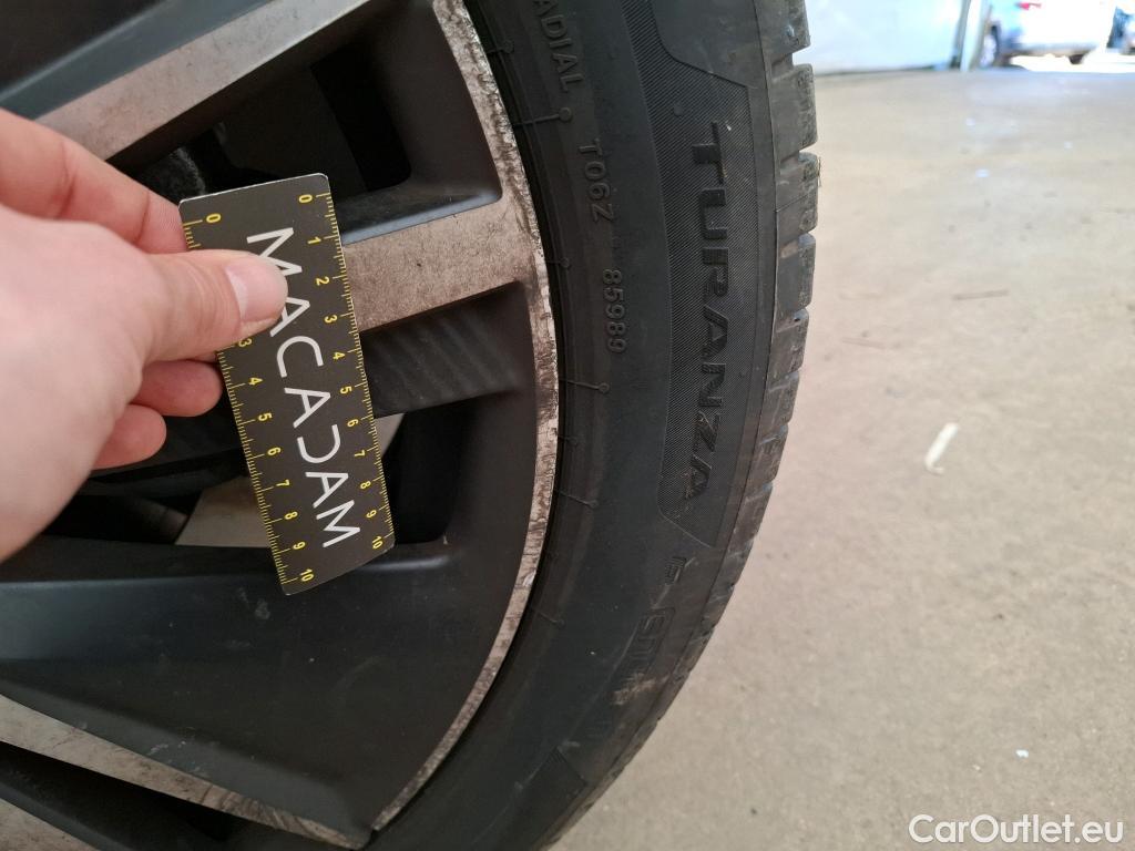  Peugeot  5008 PEUGEOT  / 2020 / 5P / SUV PureTech 130 S&S EAT8 GT Pack #5