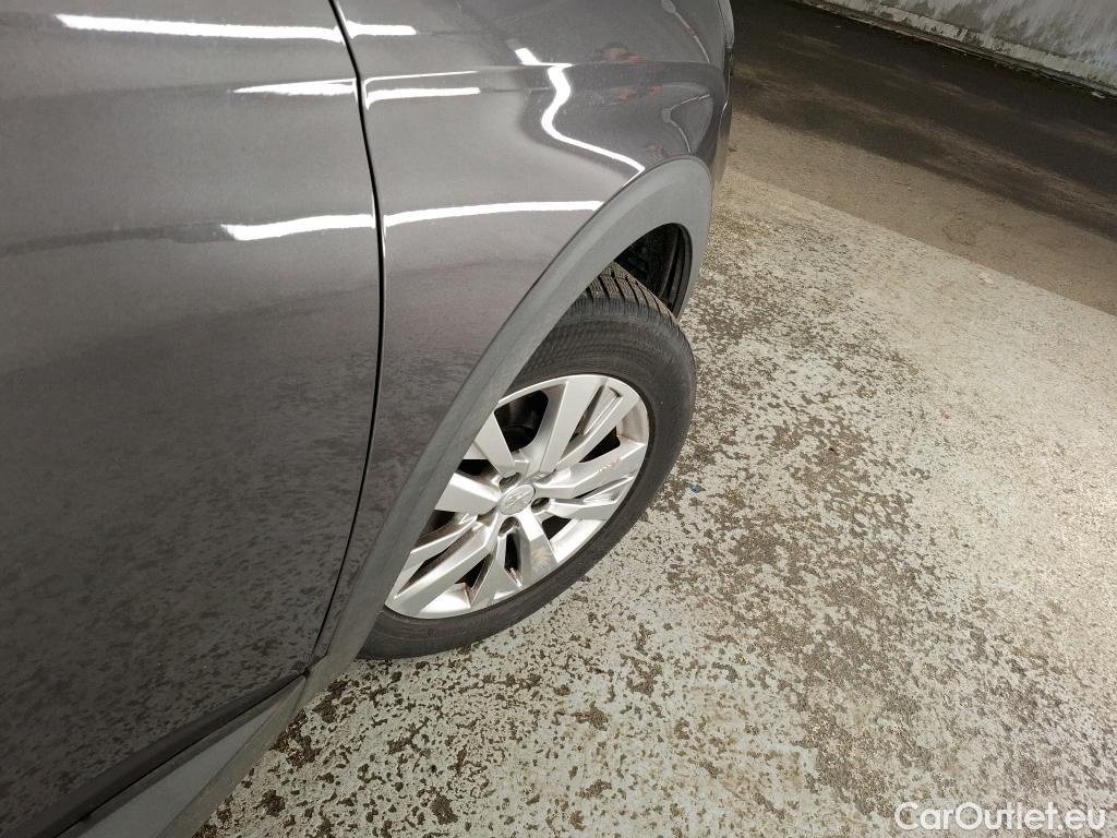  Peugeot  3008  II Active Pack 1.2 PureTech 130CV BVA8 E6d #4