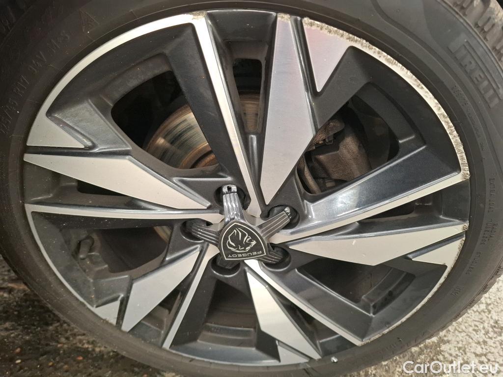  Peugeot  308  Allure 1.2 PureTech 130CV BVA8 E6d #16