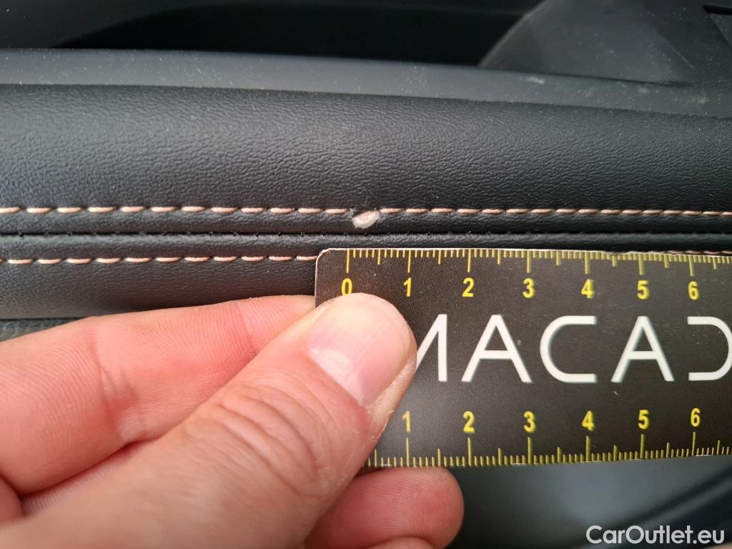  Peugeot  5008 PEUGEOT  / 2020 / 5P / SUV PureTech 130 S&S EAT8 GT Pack #30