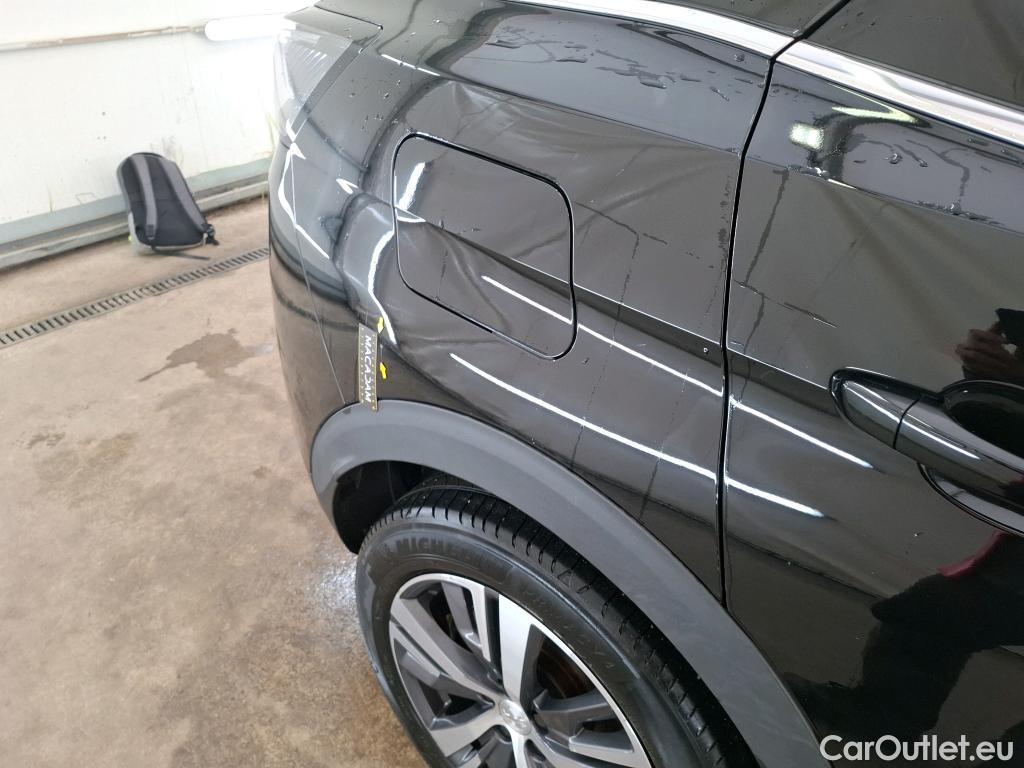  Peugeot  3008 PEUGEOT  / 2020 / 5P / SUV PureTech 130 S&S EAT8 GT #52