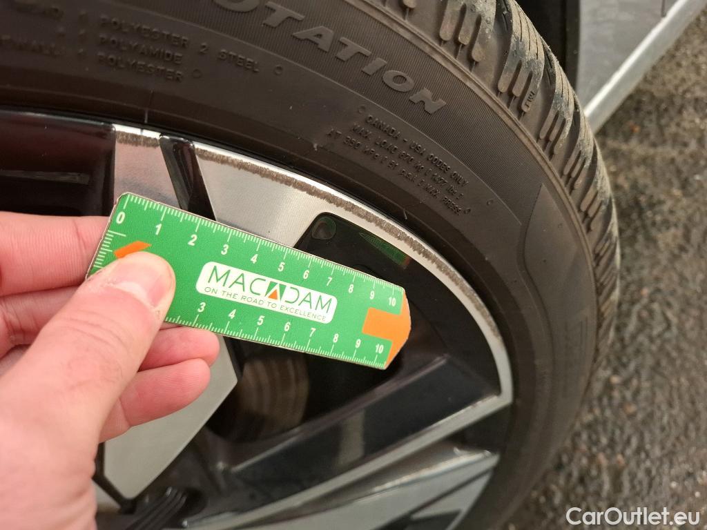  Peugeot  308  Allure 1.2 PureTech 130CV BVA8 E6d #5