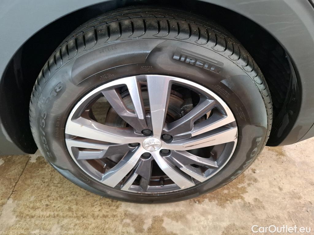  Peugeot  3008 PEUGEOT  / 2020 / 5P / SUV PureTech 130 S&S EAT8 GT #11