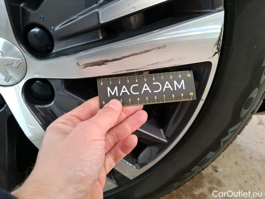  Peugeot  3008 PEUGEOT  / 2020 / 5P / SUV PureTech 130 S&S EAT8 GT #34