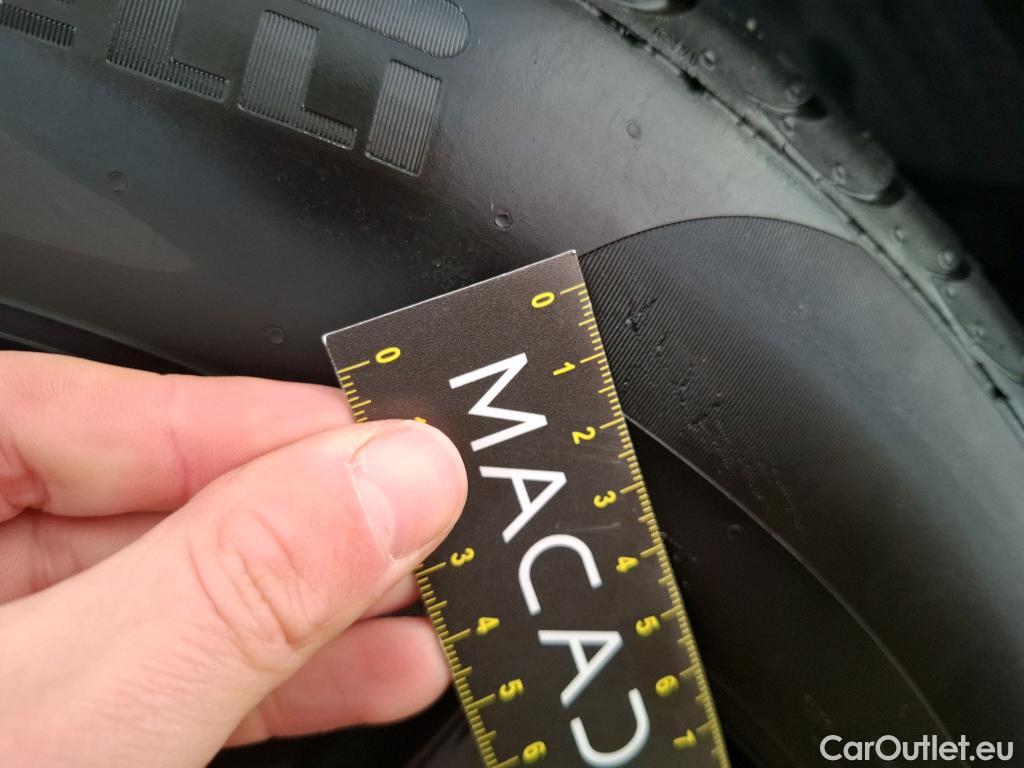  Peugeot  3008 PEUGEOT  / 2020 / 5P / SUV PureTech 130 S&S EAT8 GT #13