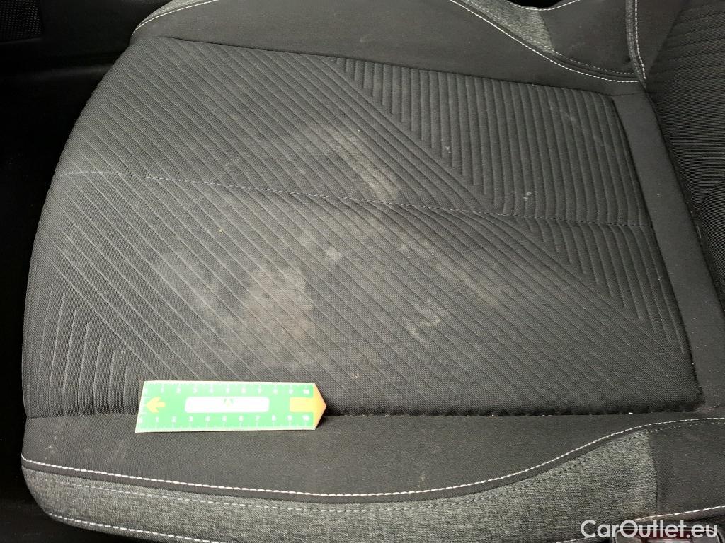  Peugeot  308 PEUGEOT  SW / 2021 / 5P / Break PureTech 130 S&S EAT8 ACTIVE PACK #18