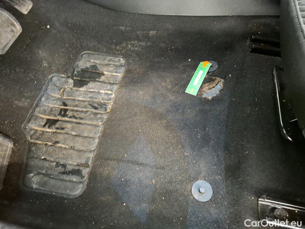  Peugeot  308 PEUGEOT  SW / 2021 / 5P / Break PureTech 130 S&S EAT8 ACTIVE PACK #14