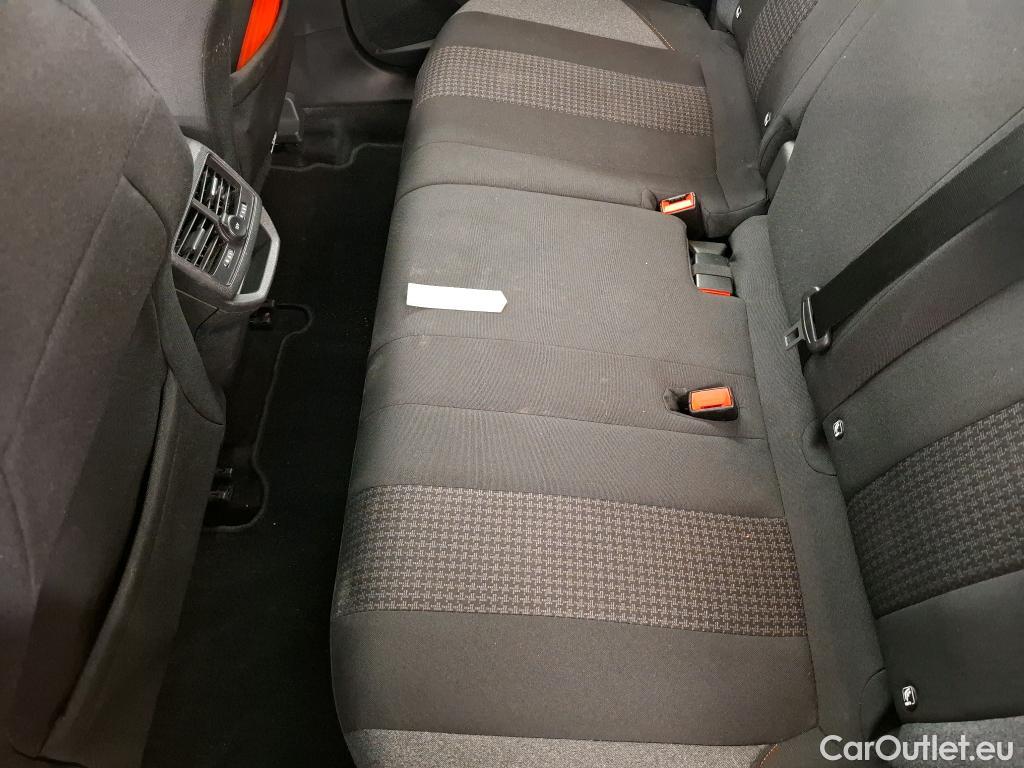  Peugeot  3008  II Active Pack 1.2 PureTech 130CV BVA8 E6d #38