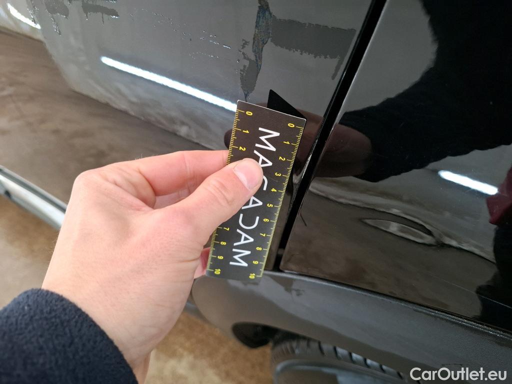  Peugeot  3008 PEUGEOT  / 2020 / 5P / SUV PureTech 130 S&S EAT8 GT #59