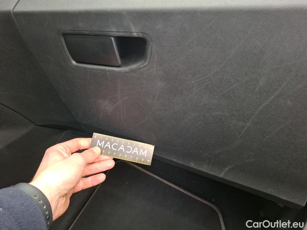  Peugeot  3008 PEUGEOT  / 2020 / 5P / SUV PureTech 130 S&S EAT8 GT #60