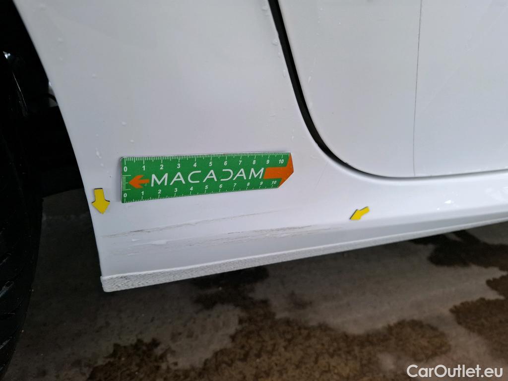  Peugeot  208  Allure Business 1.2 PureTech 100CV BVM6 E6d #13