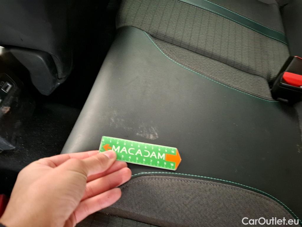  Peugeot  208  Allure Business 1.2 PureTech 100CV BVM6 E6d #19