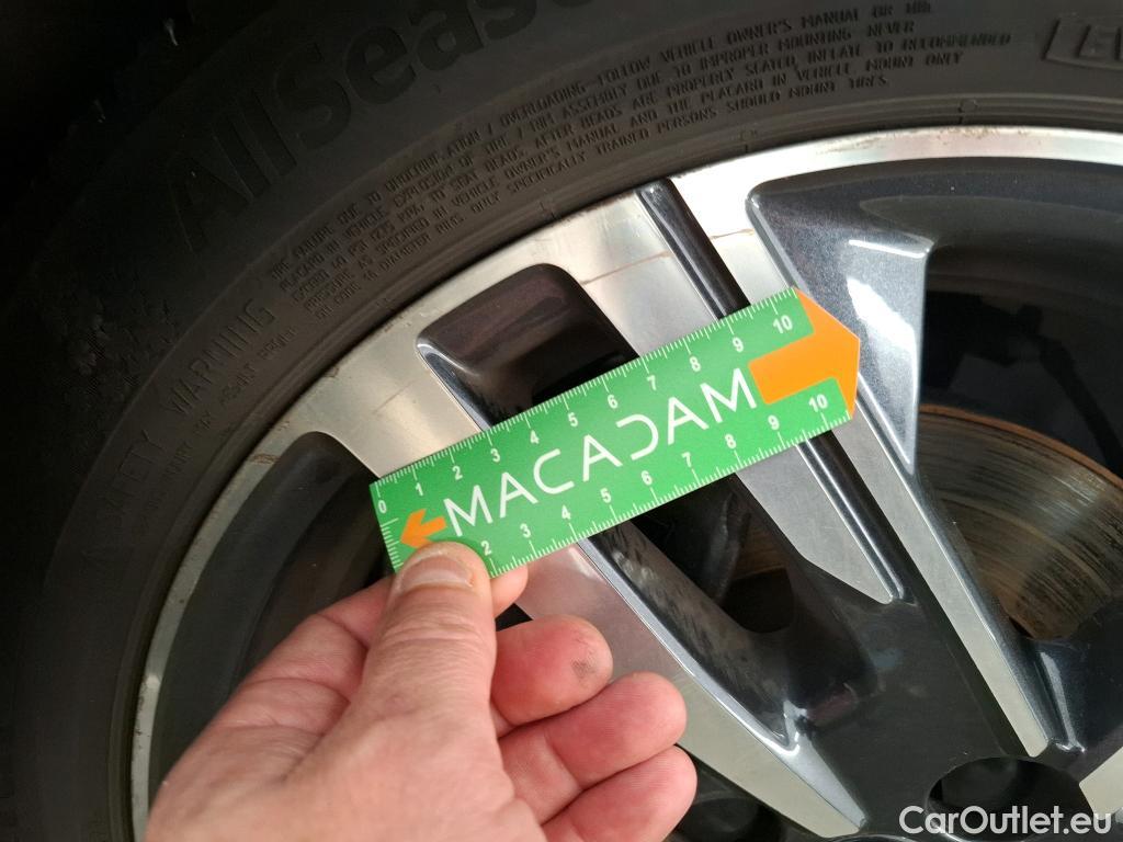  Peugeot  208  Allure Pack 1.2 PureTech 100CV BVA8 E6d #10