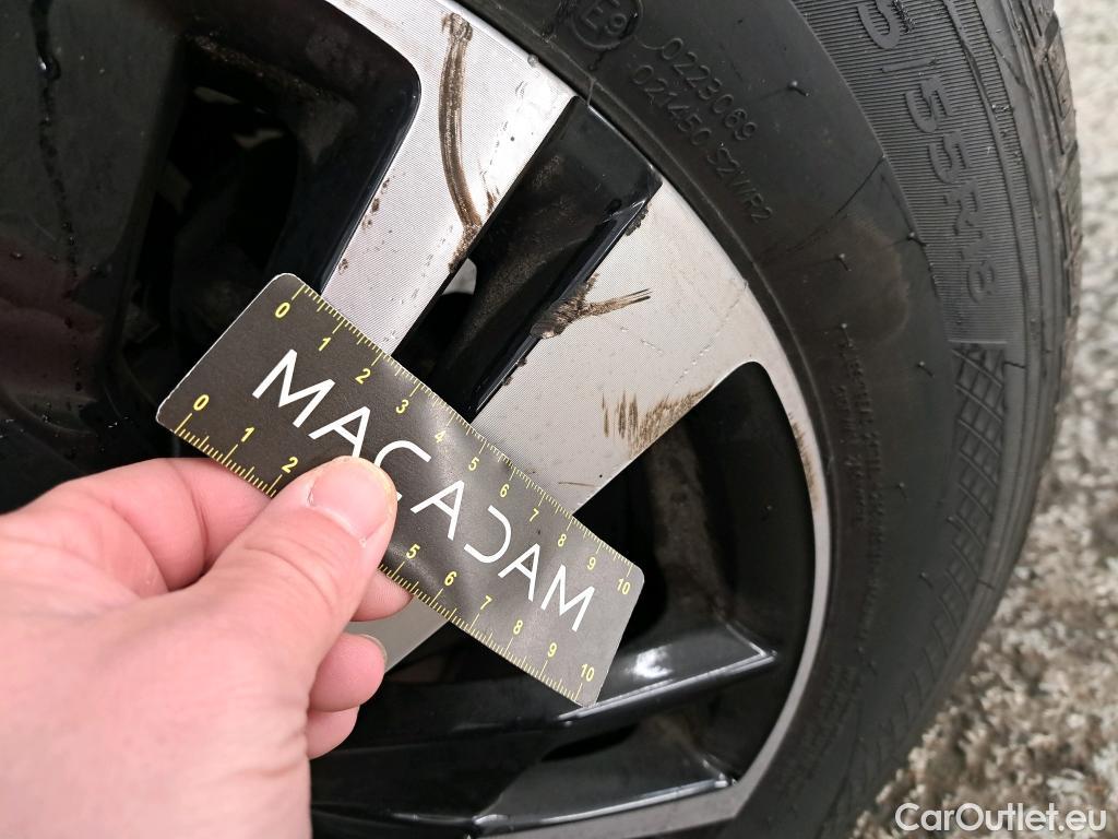  Peugeot  3008  II GT 1.2 PureTech 130CV BVA8 E6d #13