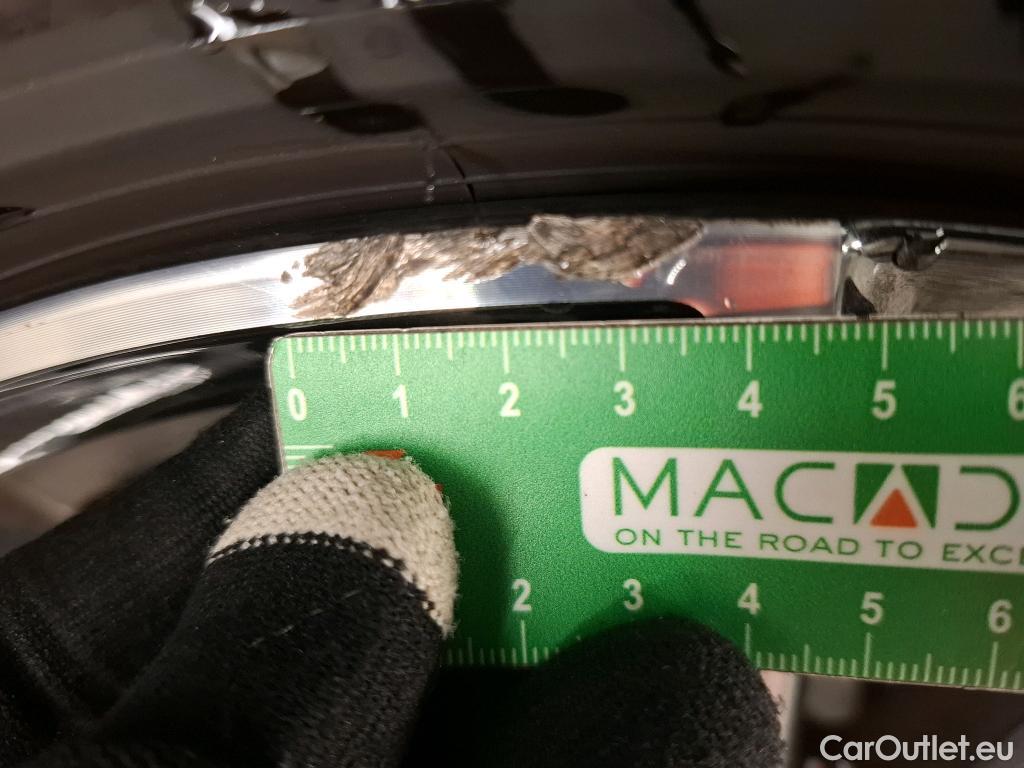  Peugeot  308 PEUGEOT  SW / 2021 / 5P / Break PureTech 130 S&S EAT 8 ALLURE #3