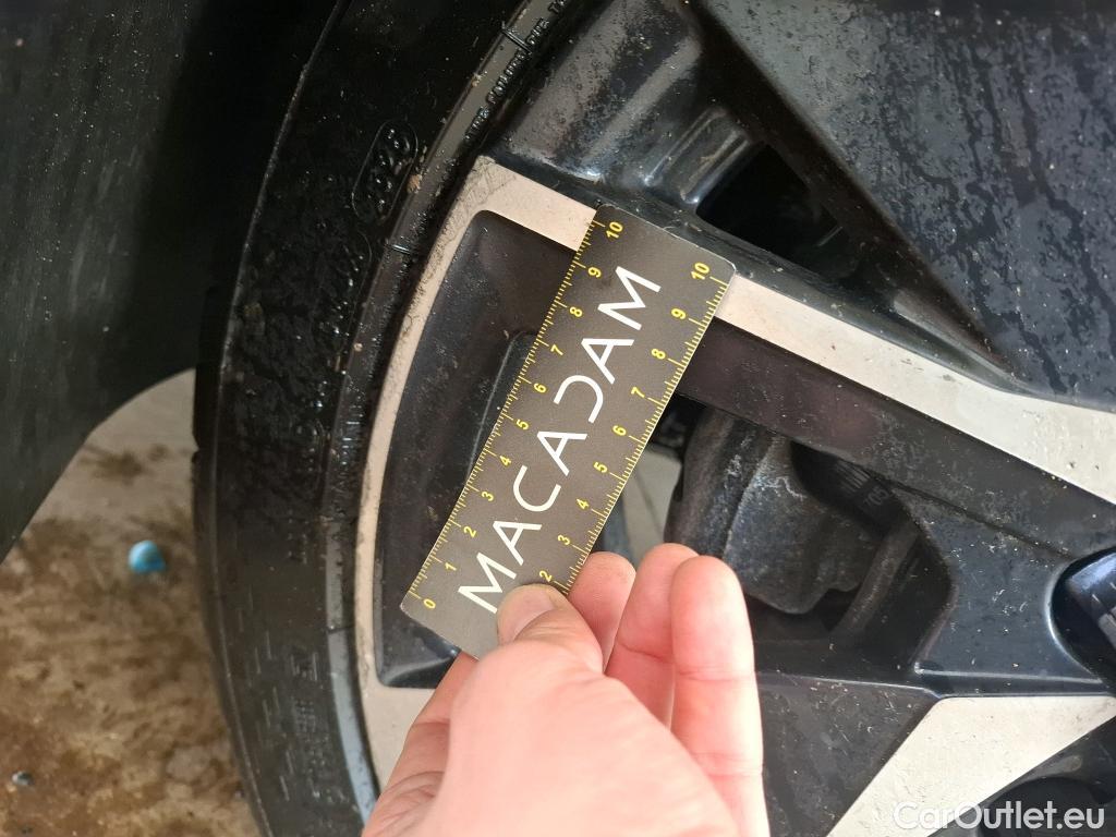  Peugeot  308  Allure Pack 1.2 PureTech 130CV BVA8 E6d #17