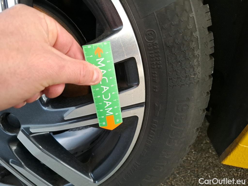  Peugeot  208  Allure Pack 1.2 PureTech 100CV BVA8 E6d #16