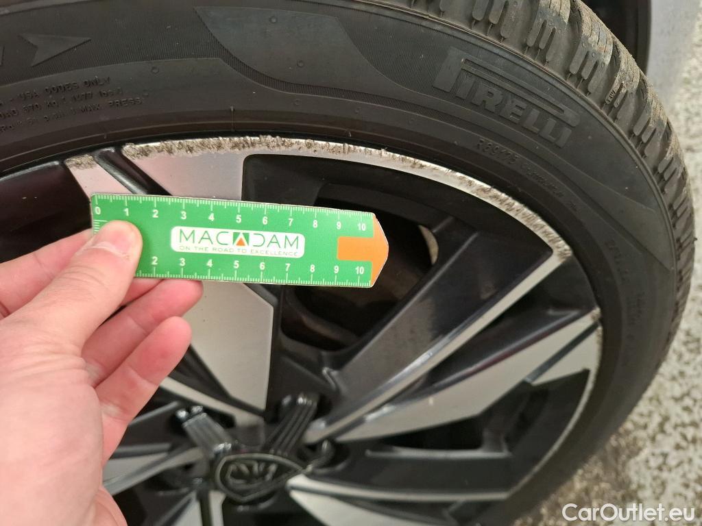  Peugeot  308  Allure 1.2 PureTech 130CV BVA8 E6d #17