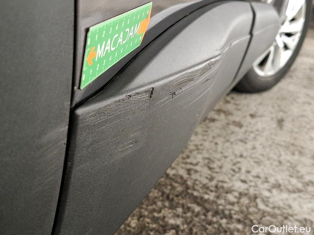  Peugeot  3008  II Active Pack 1.2 PureTech 130CV BVA8 E6d #17