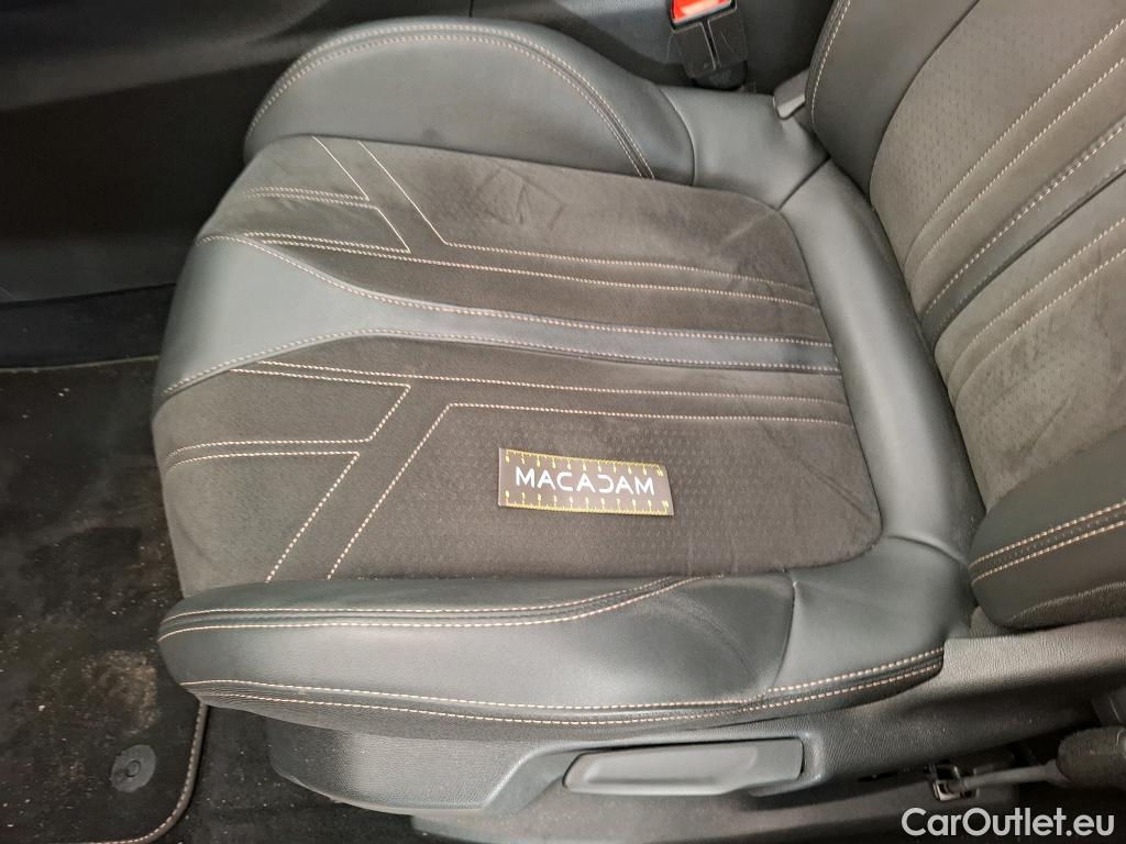  Peugeot  3008 PEUGEOT  / 2020 / 5P / SUV PureTech 130 S&S EAT8 GT #15