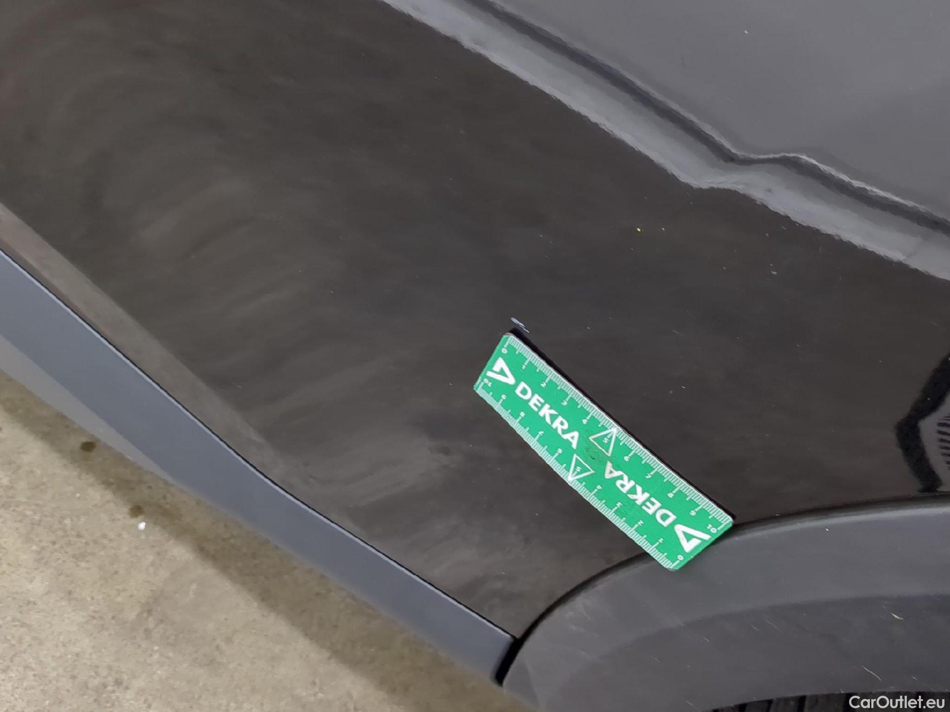  Citroen  C4 CITROEN  X / 2022 / 4P / Berline PureTech 130 S&S EAT8 Shine #21