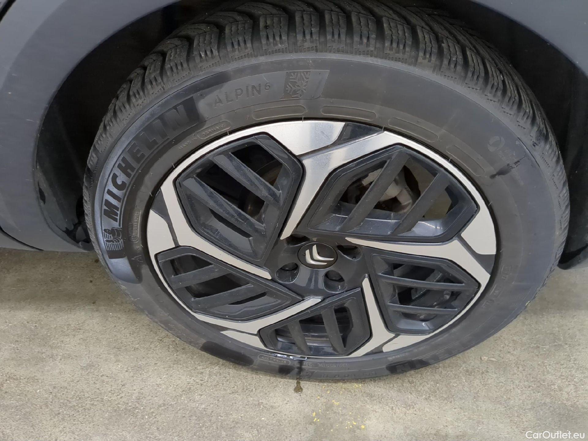  Citroen  C4 CITROEN  X / 2022 / 4P / Berline PureTech 130 S&S EAT8 Shine #7