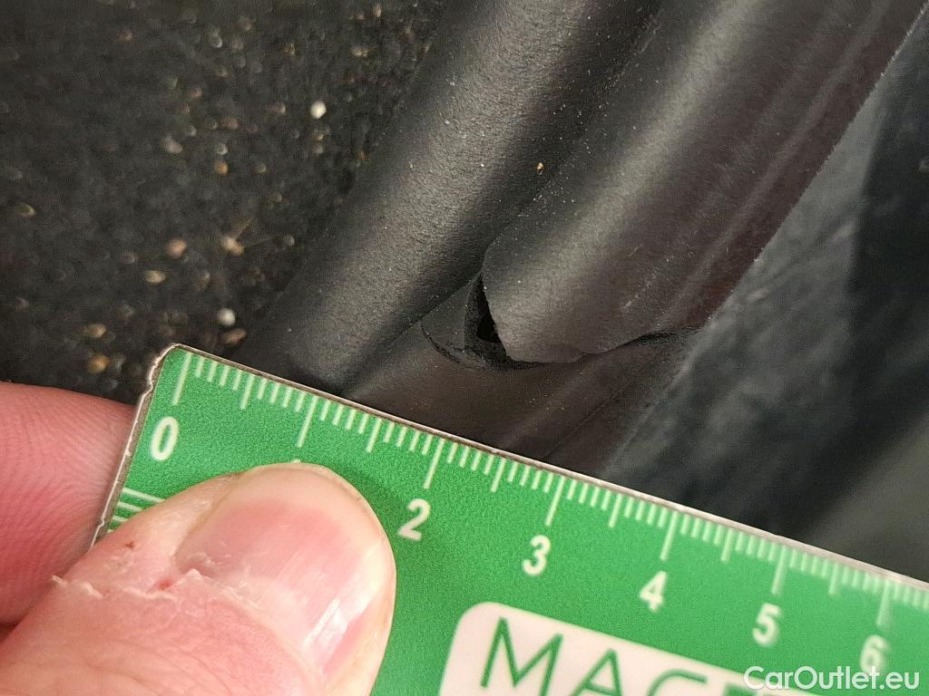  Citroen  C4  X Feel Pack 1.2 PureTech 130CV BVA8 6E #4