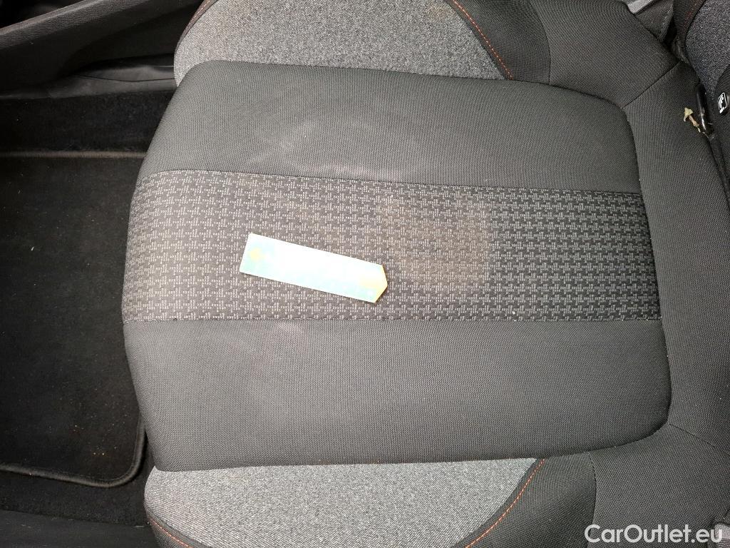  Peugeot  3008  II Active Pack 1.5 HDi 130CV BVA8 E6d #23