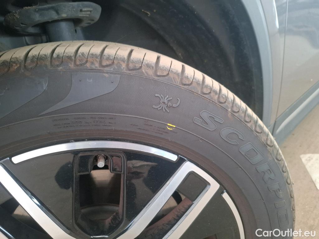  Mercedes  GLA MERCEDES-BENZ  / 2020 / 5P / SUV 1.3  250 e BUSINESS LINE DCT #16