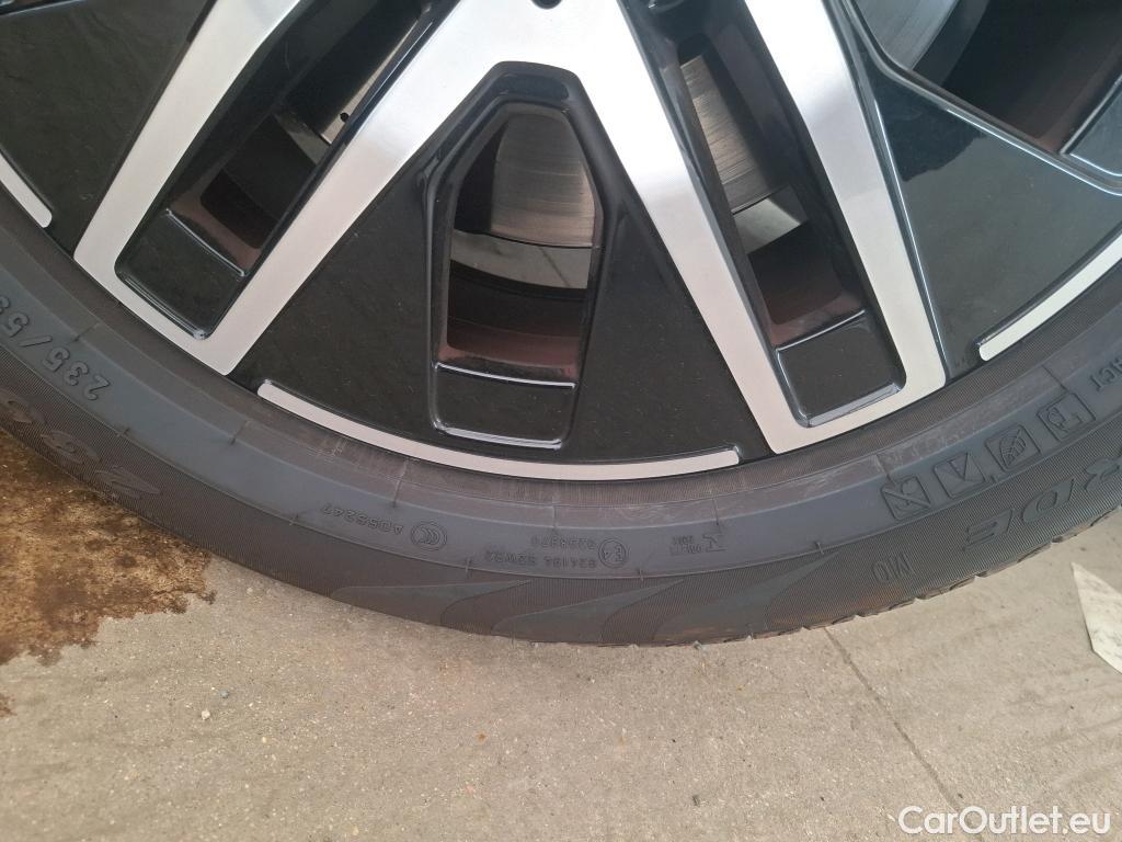  Mercedes  GLA MERCEDES-BENZ  / 2020 / 5P / SUV 1.3  250 e BUSINESS LINE DCT #18