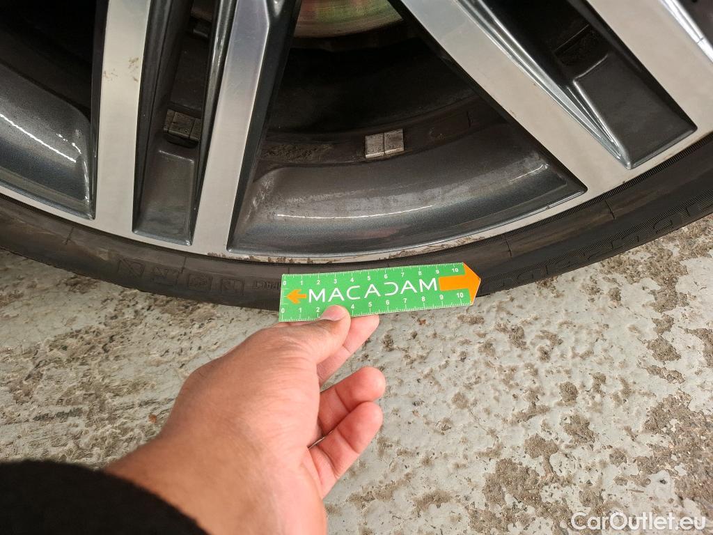  Bmw  Serie 5 BMW Série 5 Touring / 2020 / 5P / Break 520d 190ch Business Design BVA8 #80