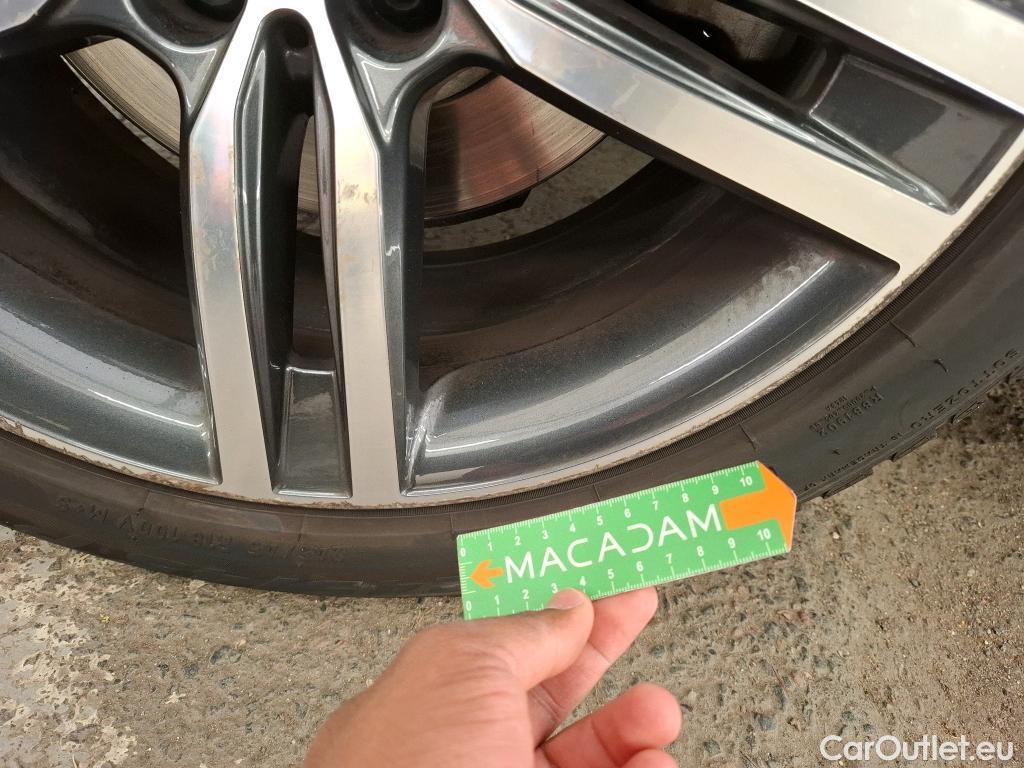  Bmw  Serie 5 BMW Série 5 Touring / 2020 / 5P / Break 520d 190ch Business Design BVA8 #72