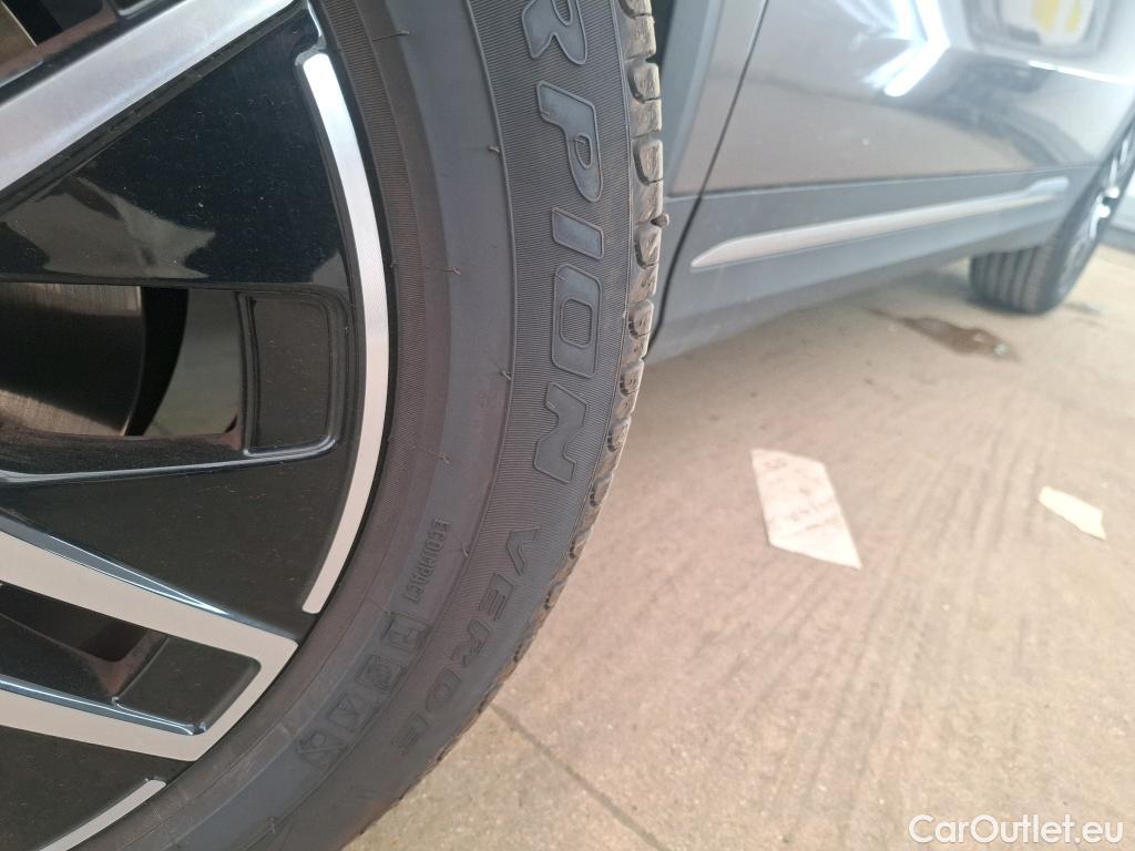  Mercedes  GLA MERCEDES-BENZ  / 2020 / 5P / SUV 1.3  250 e BUSINESS LINE DCT #17