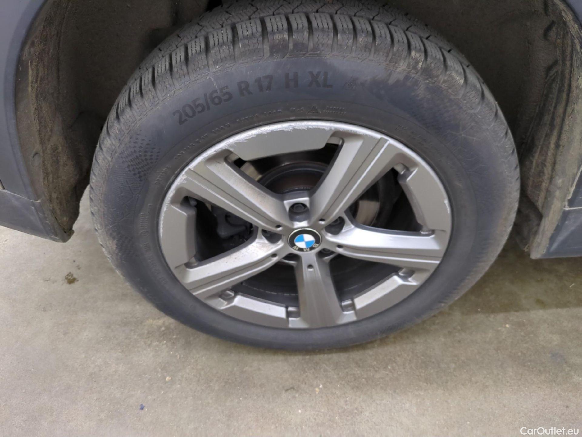  Bmw  X1 BMW  / 2022 / 5P / SUV sDrive18d DKG7 #1