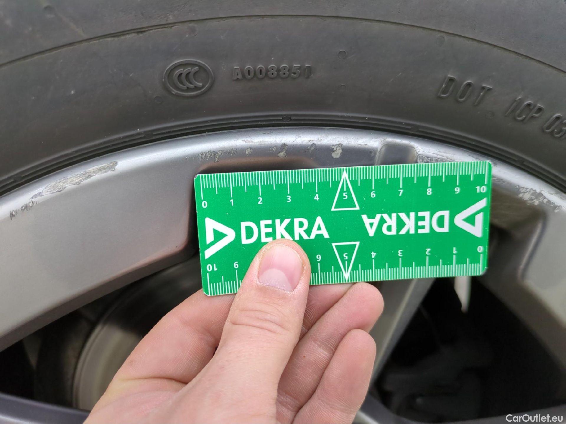  Bmw  X1 BMW  / 2022 / 5P / SUV sDrive18d DKG7 #19