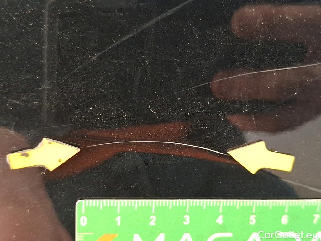  Ford  Kuga FORD  / 2019 / 5P / SUV 2.5 Dur 225 hybrid PHEV Pshift Titanium #2