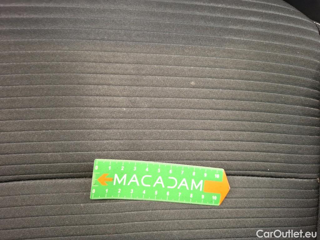  Ford  Kuga FORD  / 2019 / 5P / SUV 2.5 Dur 225 hybrid PHEV Pshift Titanium #50