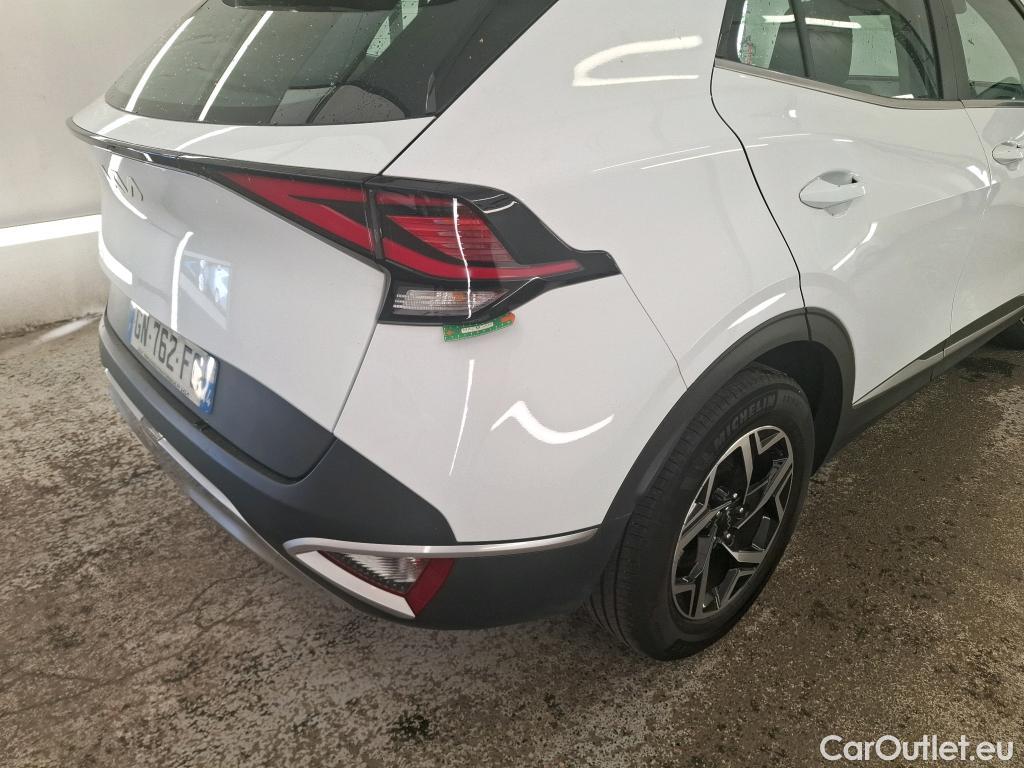  KIA  Sportage KIA  / 2021 / 5P / SUV 1.6 CRDI 136 MHEV DCT7 MOTION #9
