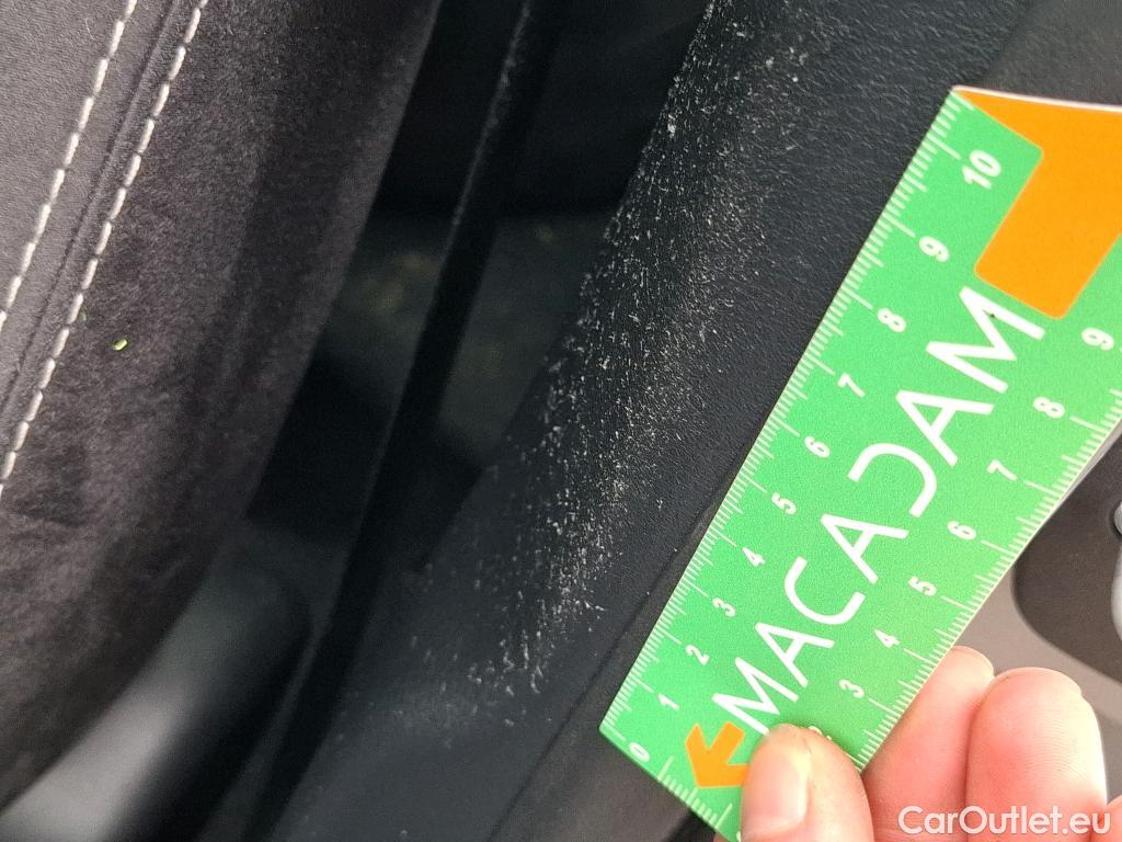  Lexus  CT LEXUS   2017  5P  Berline 200H Pack Business Auto #46