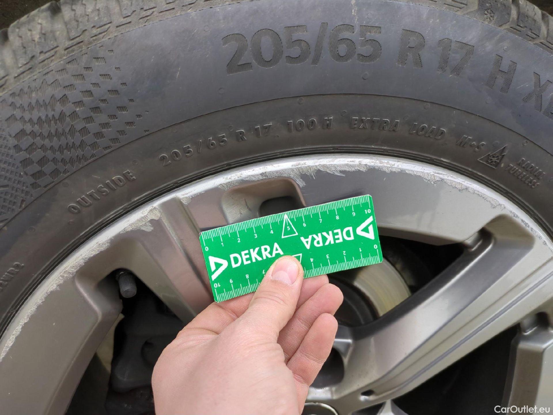  Bmw  X1 BMW  / 2022 / 5P / SUV sDrive18d DKG7 #23