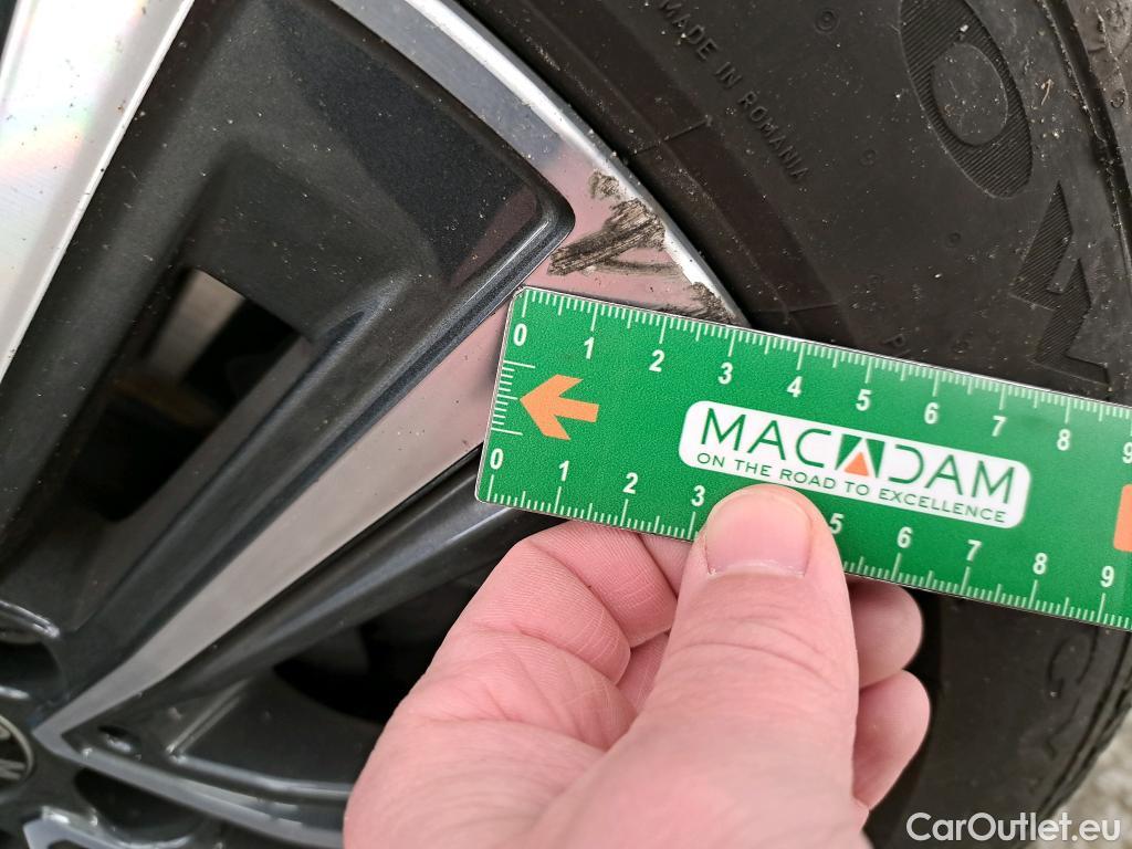  Bmw  Serie 1 BMW Série 1 / 2019 / 5P / Berline 116i DKG7 Business Design #5