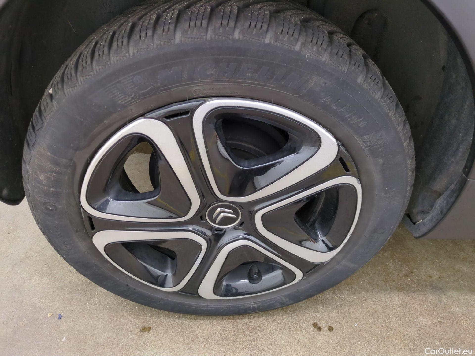  Citroen  C3  Société Feel 1.2 PureTech 80CV BVM5 E6d #14