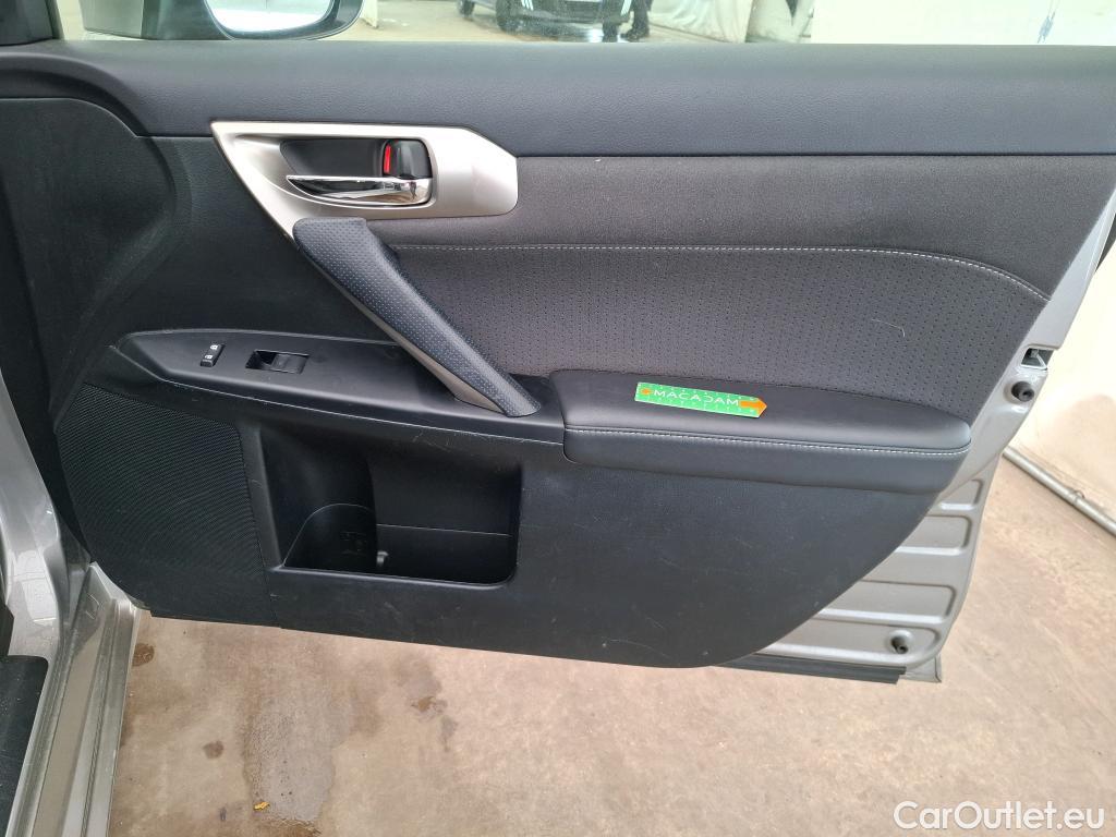  Lexus  CT LEXUS   2017  5P  Berline 200H Pack Business Auto #47