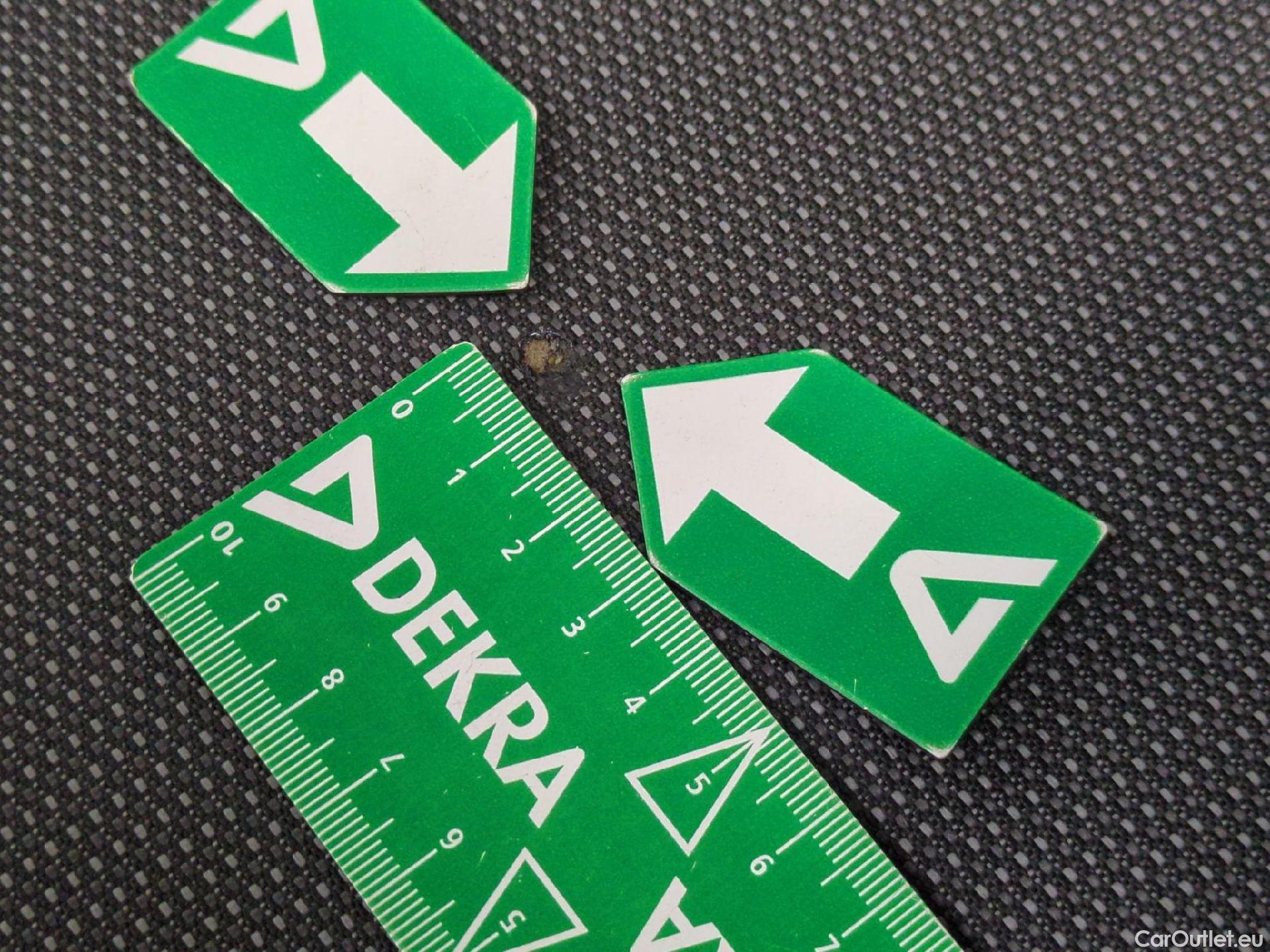  Citroen  C3  Société Feel 1.2 PureTech 80CV BVM5 E6d #2