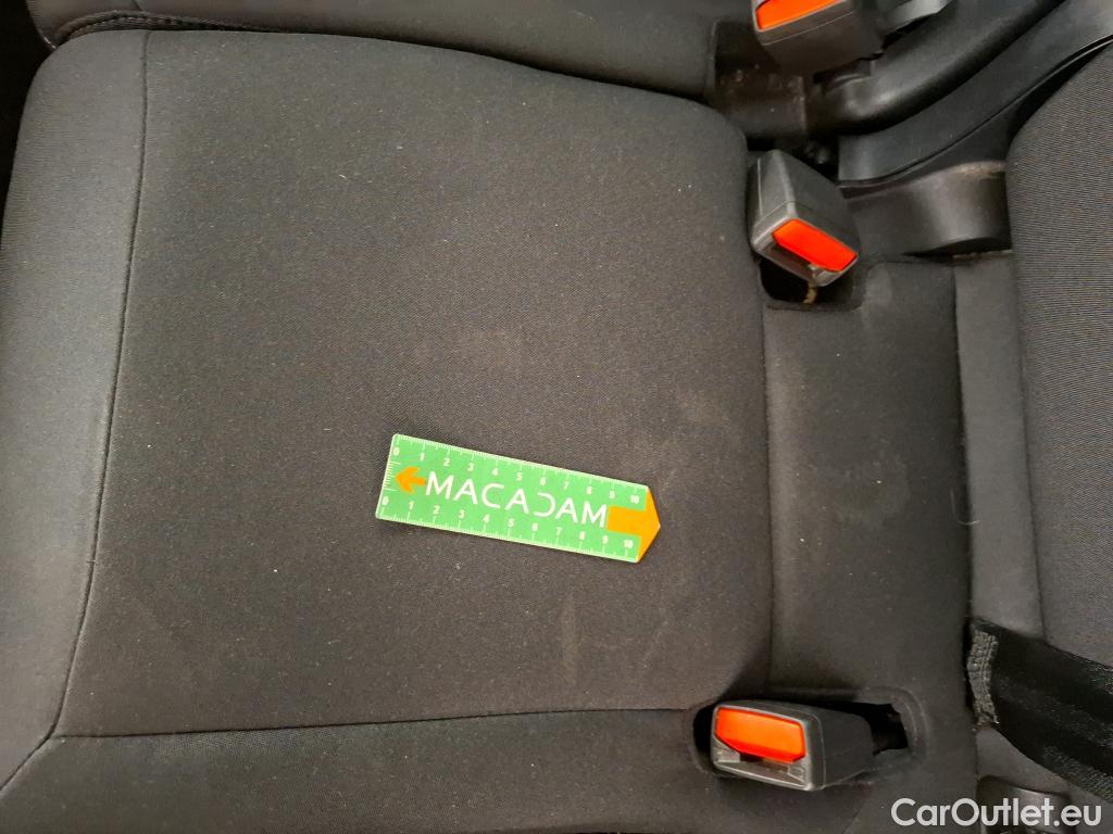  Ford  Kuga FORD  / 2019 / 5P / SUV 2.5 Dur 225 hybrid PHEV Pshift Titanium #51