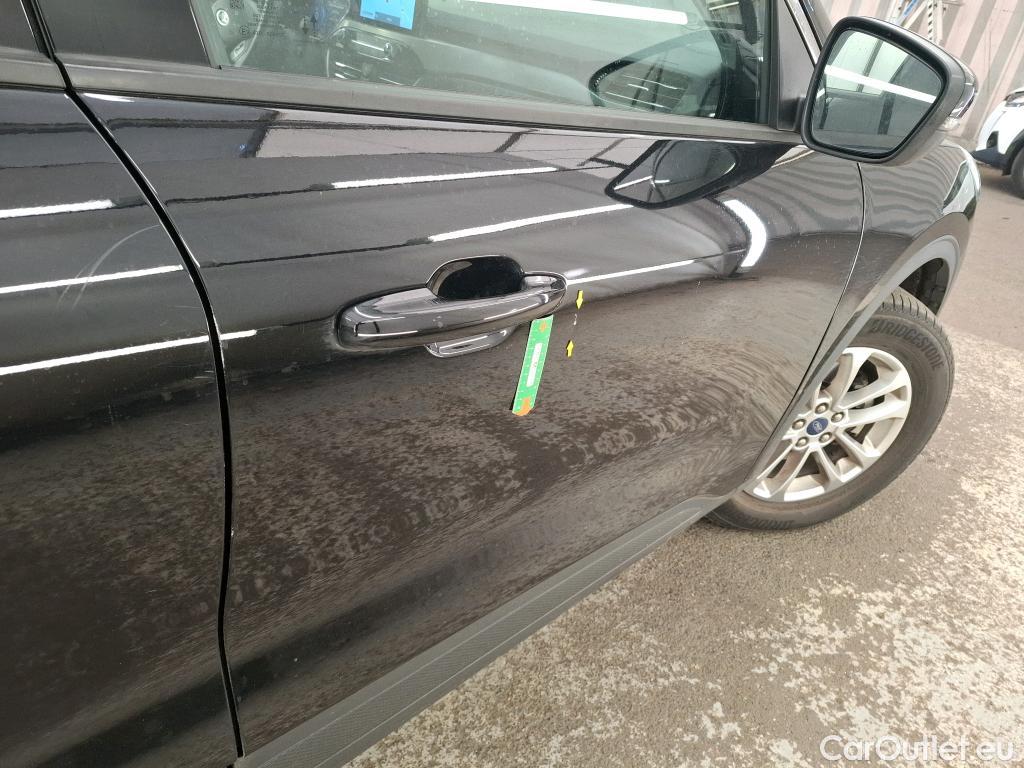  Ford  Kuga  Titanium Hybrid 2.5 190CV BVA6 E6dT #13