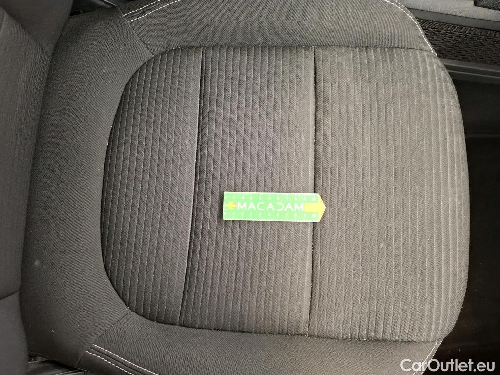  Ford  Kuga FORD  / 2019 / 5P / SUV 2.5 Dur 225 hybrid PHEV Pshift Titanium #53